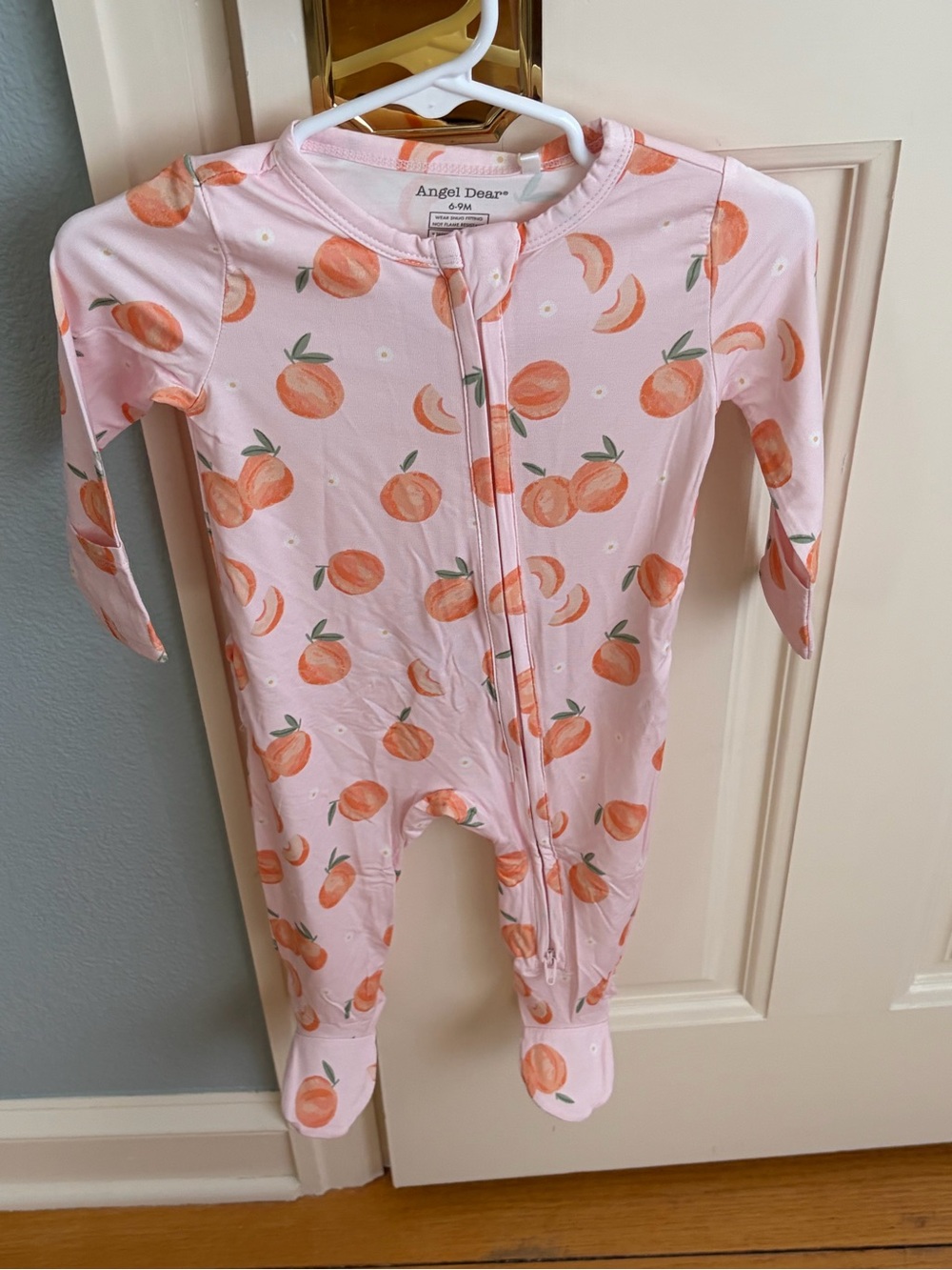 NWT Angel Dear Bamboo Peach Print Ruffle Back Footie Pajama Size 6-9M